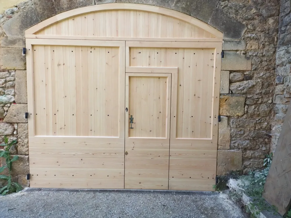 LD Menuiserie porte en bois